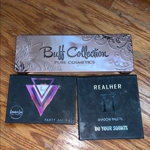 3 eyeshadow palettes
